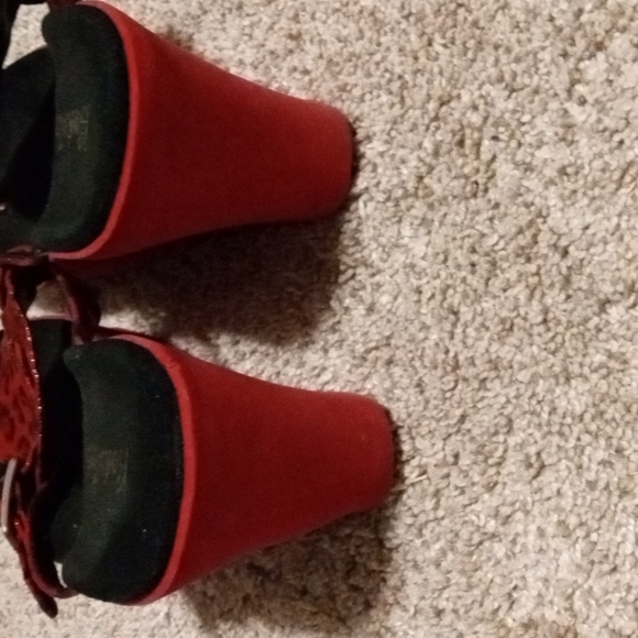 Wedges - Picture 3 of 3